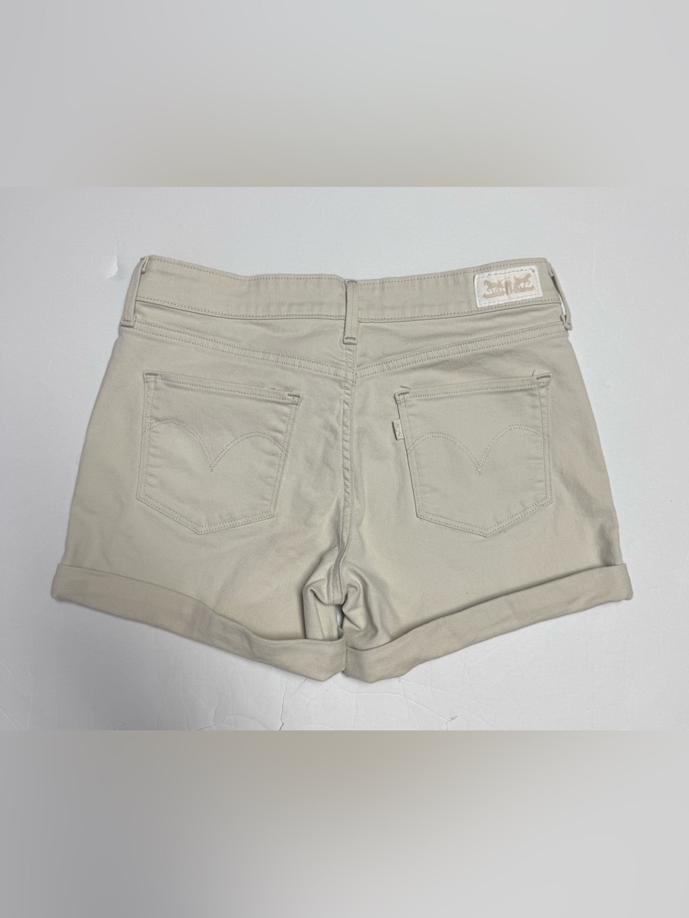 Levi's Women's Light Beige Cuffed Denim Shorts size 28